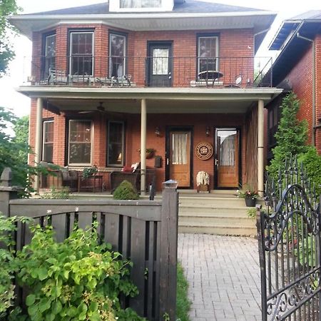 A Hidden Gem Bed And Breakfast 윈저 외부 사진