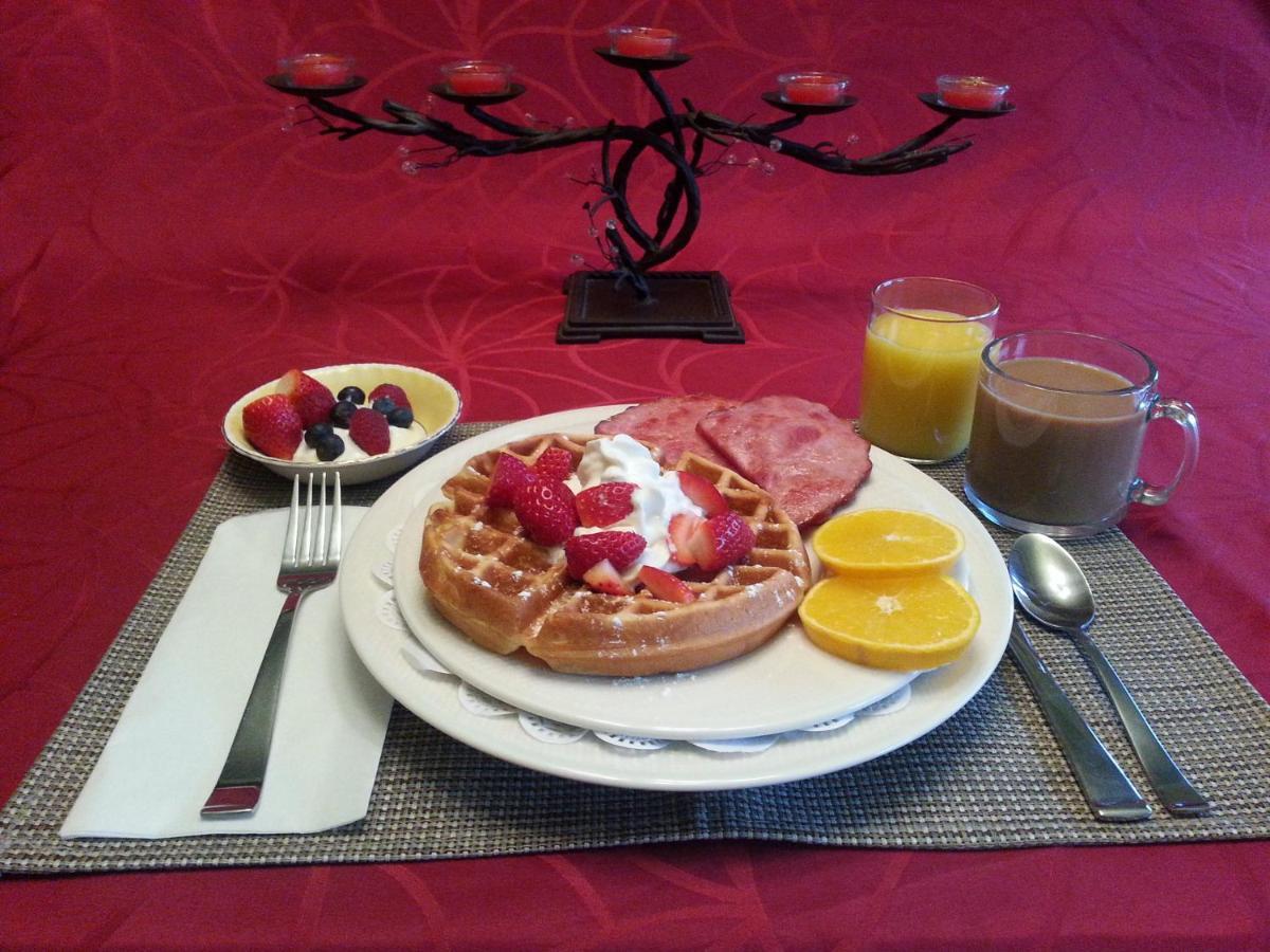 A Hidden Gem Bed And Breakfast 윈저 외부 사진